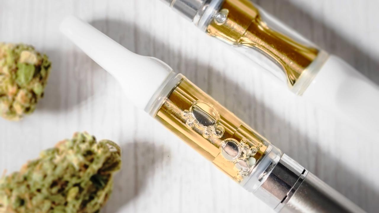 How Safe Is HHC Cannabinoid for Consumption? - Erth Wellness