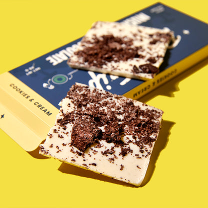 Desert Stardust Mushroom Chocolate Bar - Cookies & Cream